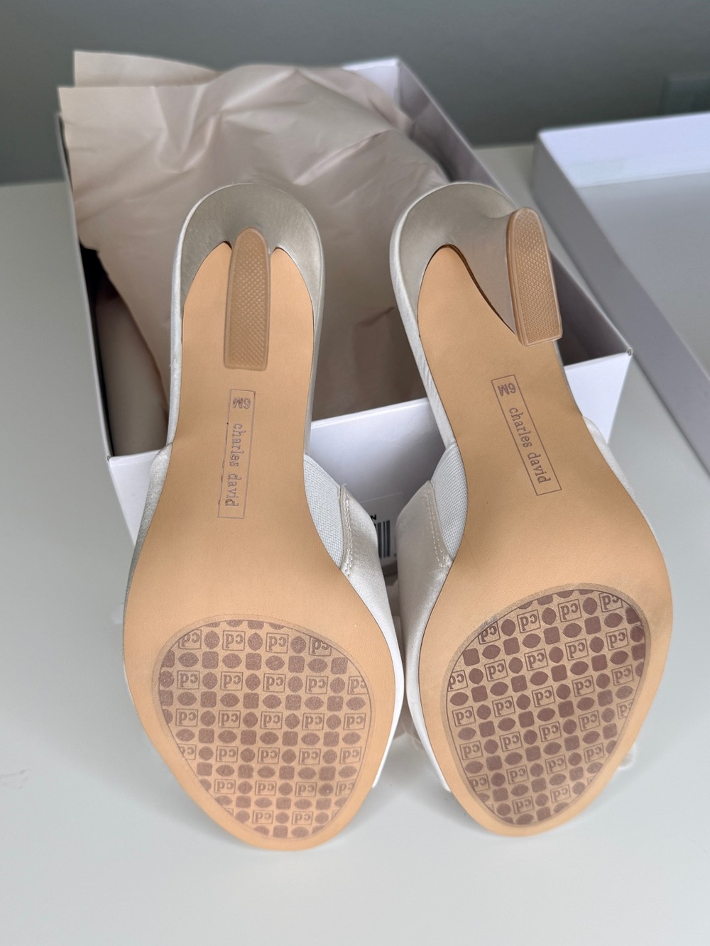 Charles David Cream Floral Slide Mules - Picture 6 of 6